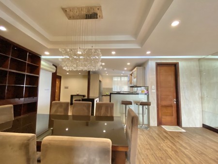 Cho thuê căn góc Ciputra 3 ngủ 154m2 đủ nội thất như ảnh - 0974606535.