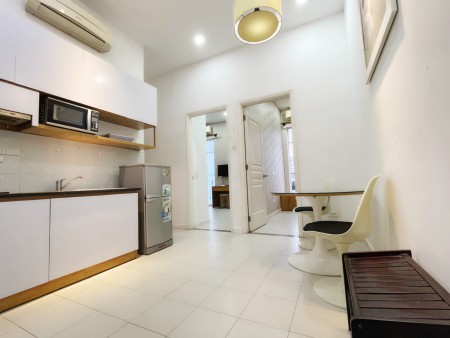Căn hộ 2 phòng ngủ banconlny 60m2 gần Huỳnh Văn Bánh