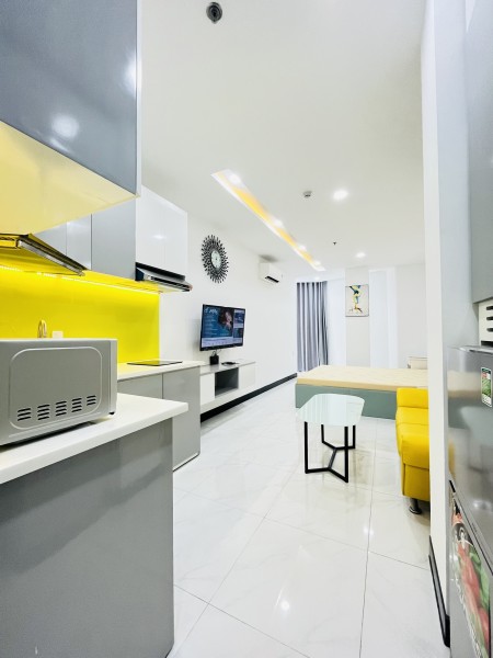 Căn Studio full nội thất có ban công siêu rộng - Gần Lotte Quận 7