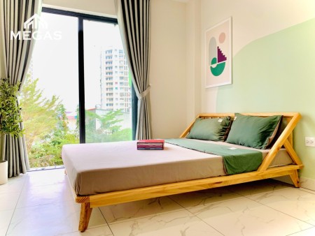 Căn hộ full nội thất BAN CÔNG RỘNG ngay mặt tiền đường NGUYỄN DUY TRINH Q2