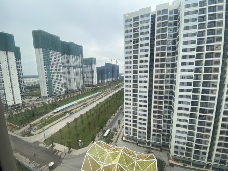 Cho thuê 2 pn 2 wc có nội thất tại khu s10 vườn nhật - The Origami - Vinhomes Q9