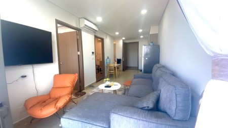 Cần cho thuê gấp căn hộ 2pn-1wc full nội thất chung cư River Panorama - quận 7 . giá chỉ 9.5tr/tháng