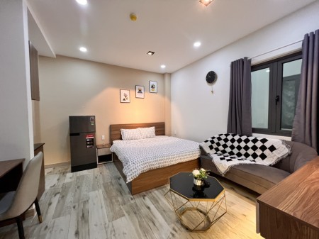 Căn hộ gần ngã 4 Hàng Xanh - Nguyễn Gia Trí - hỗ trợ cọc tết - tặng 500k cho khách ở trong tháng 12