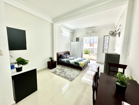 Duy nhất căn Studio ban công thoáng  gần công viên 23/9 Q1 giá chỉ 7tr9