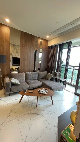 Cho thuê căn hộ 2 phòng ngủ, full nội thất, 37 triệu tại Metropole