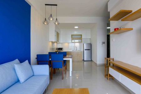 Cho thuê 2PN tầng cao view sông The Sun Avenue giá 17 tr