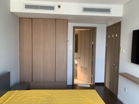 Cho thuê căn hộ Oriental Plaza 90m2, 3PN, 2WC. Giá: 13 tr/th ( LH 0708859081)