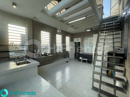 Căn hộ 1 phòng ngủ, bếp riêng có cả sân thượng, Thành Thái, Quận 10