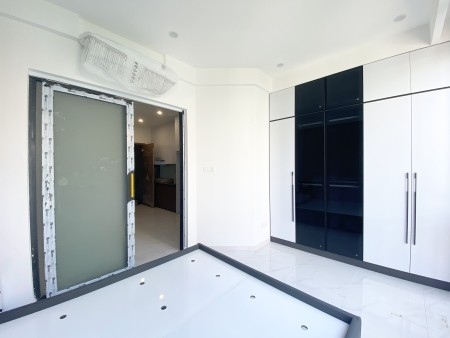 Căn hộ dịch vụ 1PN mới 100% - đầy đủ nội thất - ban công cửa sổ lớn