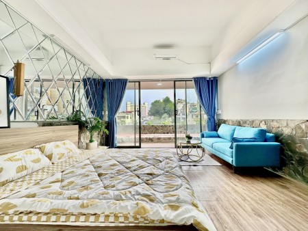 Căn hộ 45m2 đường Lê Thánh Tôn, Bến Nghé, Quận 1 mới xây full nội thất - Ban công rộng