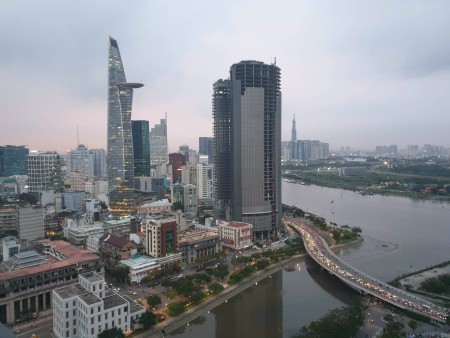 Thuê nhanh căn hộ cao cấp view sông triệu đô - Quận 4