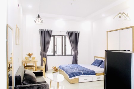 Căn hộ cao cấp - Full nội thất - cửa sổ trời - giá 5tr9/tháng