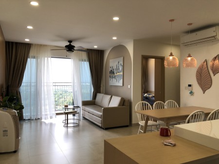 Căn hộ đẹp cho thuê 2 pn - dt 85m2 - Thiết kế xinh xắn - Chung cư Palm Heights Quận 2 - Giá chỉ 17tr