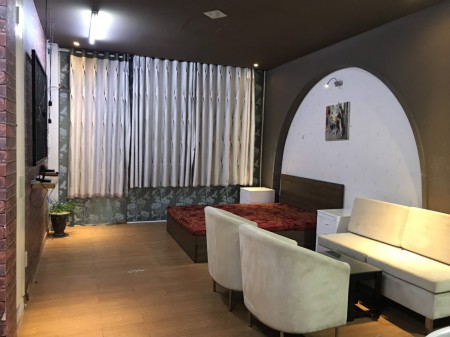 Studio Full nội thất, mặt tiền, gần chợ Tân Định, Voucher 500k