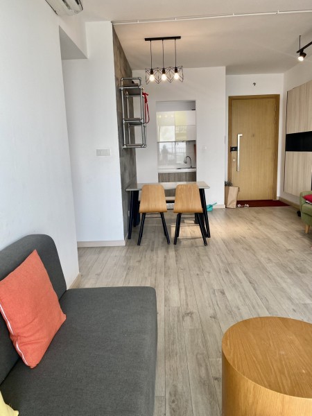 Vista Verde 2 phòng ngủ cho thuê 17tr, Nội thất đủ, 98m2 nhà mới