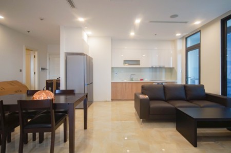 Vinhomes Golden River  Bason cho thuê căn hộ 3 pn - full nội thất view đẹp giá chỉ 35tr, 105m2