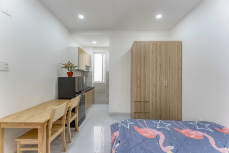 Căn hộ cao cấp full nội thất ngay Cộng Hòa phường 13