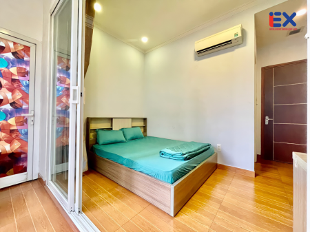 Cho thuê căn hộ dịch vụ 76 đường C18, khu K300, p12, Tân Bình