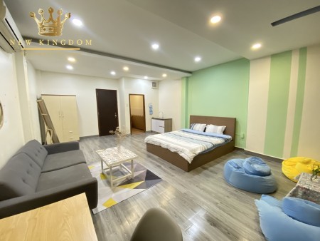 Căn hộ rộng 50 m2 full nội thất đường Bạch Đằng, gần sân bay TSN