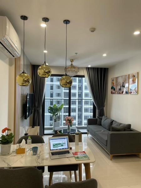 Cho thuê căn hộ 2 ngủ 1WC đầy đủ đồ dự án Vinhomes Smart City, 10tr