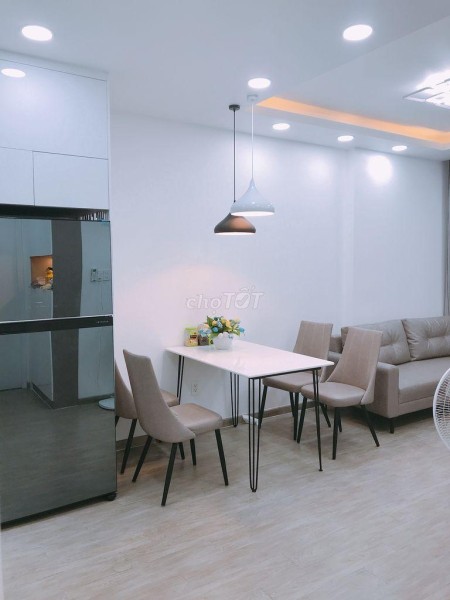 Cần cho thuê CHCC Richstar 81m 3PN 2WC - Nhà mới sạch sẽ