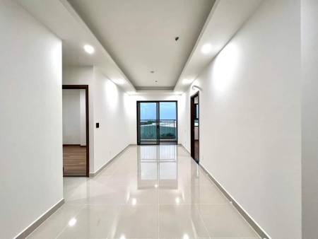 Cho thuê nhanh căn hộ 2PN2WC nhà mới nhận bàn giao, rèm, máy lạnh, tầng cao