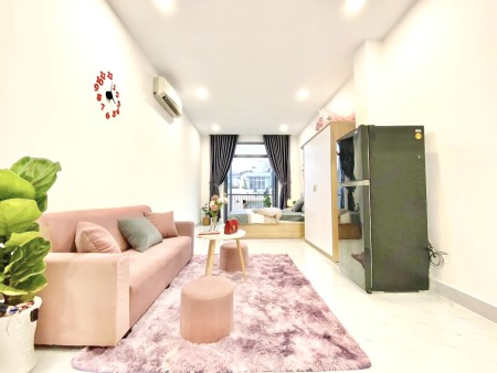 Căn Hộ Cao Cấp_Ban Công 40m2_Gần Chợ Bà Chiểu_Nơ Trang Long_ĐH Văn Lang