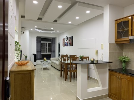 Cần cho thuê căn hộ Sky Garden Quận 7. 71m2. Đầy đủ nội thất. giá 12 triệu/tháng.