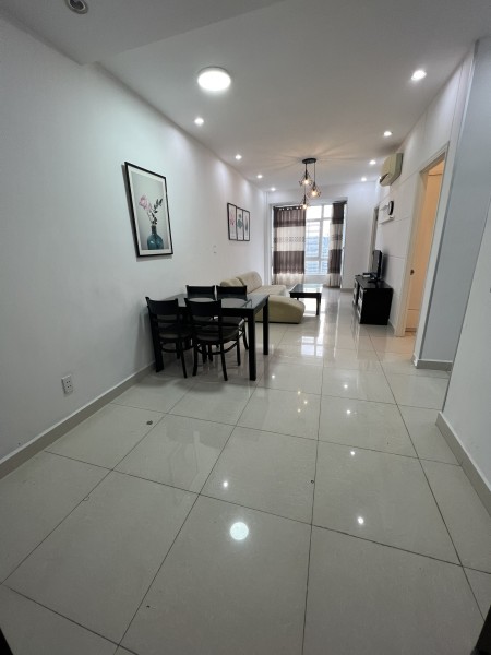 Cho thuê căn hộ Sky Garden Phú Mỹ Hưng Quận 7 - 2PN 1WC đầy đủ nội thất. giá thuê 10 triệu/tháng.