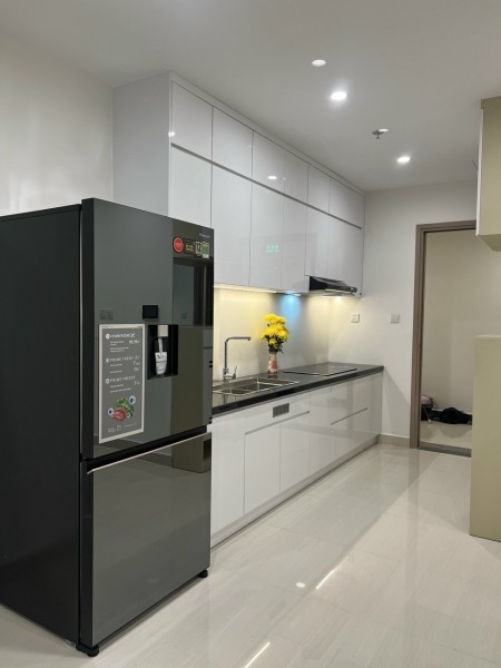 Duy nhất 1 căn 2pn2wc full gỗ có thêm tủ lạnh như hình, nhà mới, nội thất như hình giá 7.5tr