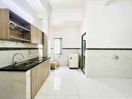 Căn Hộ 1 phòng ngủ 50m2 Đầy Đủ Nội Thất - ngay Ngã tư An Sương - Công viên phần Mềm Quang Trung