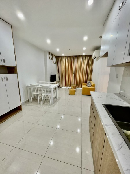 Cho thuê căn hộ 3 phòng ngủ, nội thất đẹp, giá rẻ, Vin Smart City, 0888516777