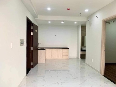 Cho thuê căn hộ chung cư 55M2 2PN 1WC, sẵn rèm, dàn phơi giá 4tr5