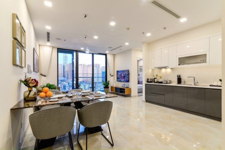 Cho thuê gấp căn hộ 2PN Vinhomes Golden River