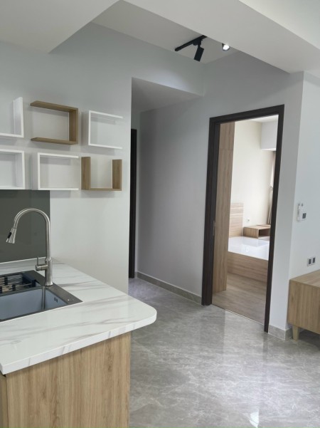 Cho thuê gấp CH Midtown M8, 2 PN ít nội thất - Nhà mới LH: 0903049294