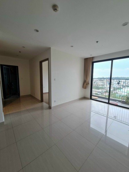 Cần cho thuê căn 2pn2w giá 6tr có sẵn bếp, rèm, máy lạnh như hình, tầng đẹp, view thoáng mát.