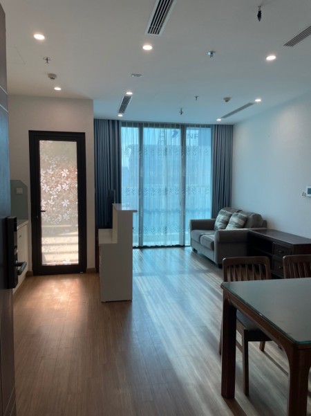 cho thuê căn 2 ngủ full đồ Chung cư Vinhomes Sky Lake Phạm Hùng, 70m2, 2 phòng ngủ,