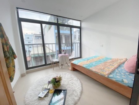 Cho thuê căn hộ 1 phòng khách 1 phòng ngủ ngay chợ Hạnh Thông Tây, Nguyễn Văn Khối, Mercedes QTrung