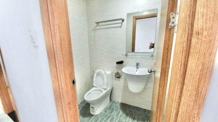 Thuê Căn hộ Bcon mới tinh 4.5 triệu, 2pn2wc.