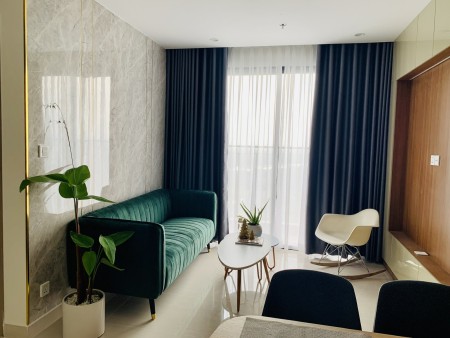 Cho thuê căn 2PN full hết nội thất thiết kế siêu sang trọng cao cấp ở Vinhome Grand Park quận 9