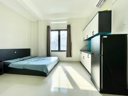CĂN HỘ DỊCH VỤ QUẬN BÌNH THẠNH GIÁ RẺ, GẦN NGÃ TƯ HÀNH XANH, ĐH HUTECH, KHÔNG GIỚI HẠN NGƯỜI Ở