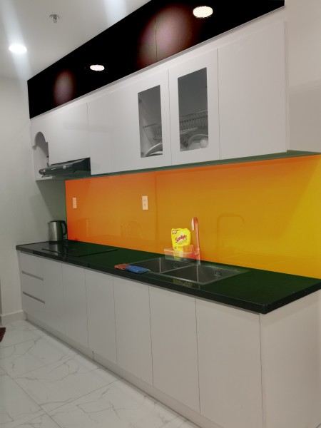 Cho thuê căn hộ 2PN 2WC 70m2 Charm City 5Tr nhà trống sẵn rèm