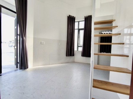 DUPLEX 1 PHÒNG NGỦ RIÊNG ngay Lạc Long Quận sát Quận 10