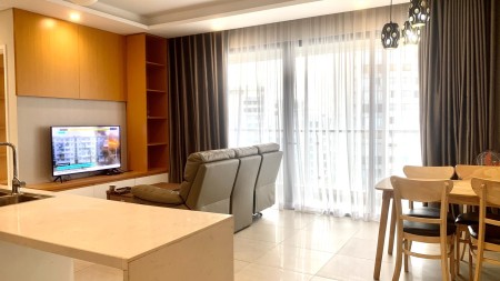 Cho thuê căn hộ 2PN Đảo Kim Cương, view nội khu hồ bơi, full nội thất, giá thuê 21 triệu/tháng