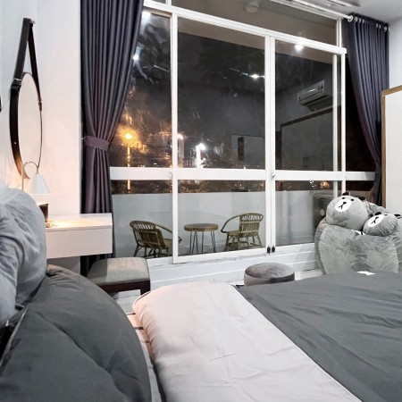 Căn hộ 1PN, máy giặt riêng có balcon Hoàng Sa, P.Tân Định, Q1 gần cầu Trần Khánh DưSát sân bay