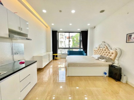 Căn hộ full nội thất ban công new quận Phú Nhuận