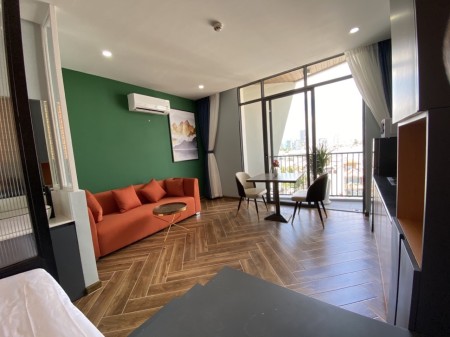Cho thuê căn hộ dạng studio ban công ngay Nguyễn Thị Thập Quận 7 gần Lotte