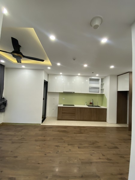 Tôi cần cho thuê lại CH 2PN cơ bản tại Vinhomes Green Bay,giá 12tr/tháng vào luôn, 0964957434