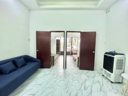 Căn hộ 2 phòng ngủ mới 100% ngay ngã tư bốn xã quận Tân Bình
