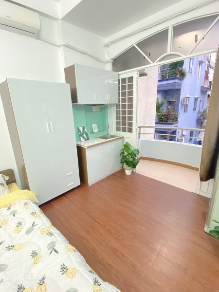 Căn hộ 1PN và studio balcon máy giặt riêng sẵn nội thất gần chợ Tân Định Q1